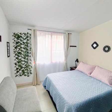 Apartamento Familiar Privado 101 Con Bano Cocina Tv Wifi Sala Саленто Экстерьер фото