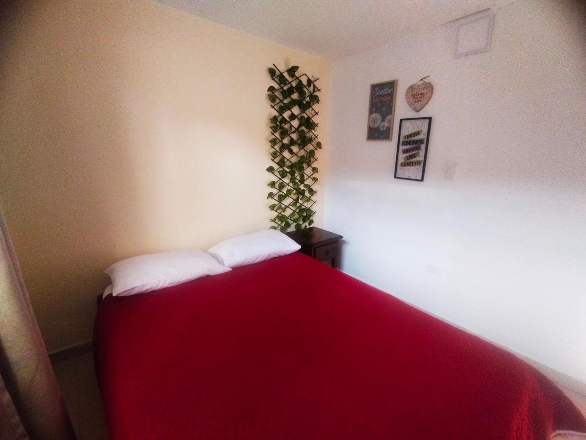 Apartamento Familiar Privado 101 Con Bano Cocina Tv Wifi Sala Саленто Экстерьер фото