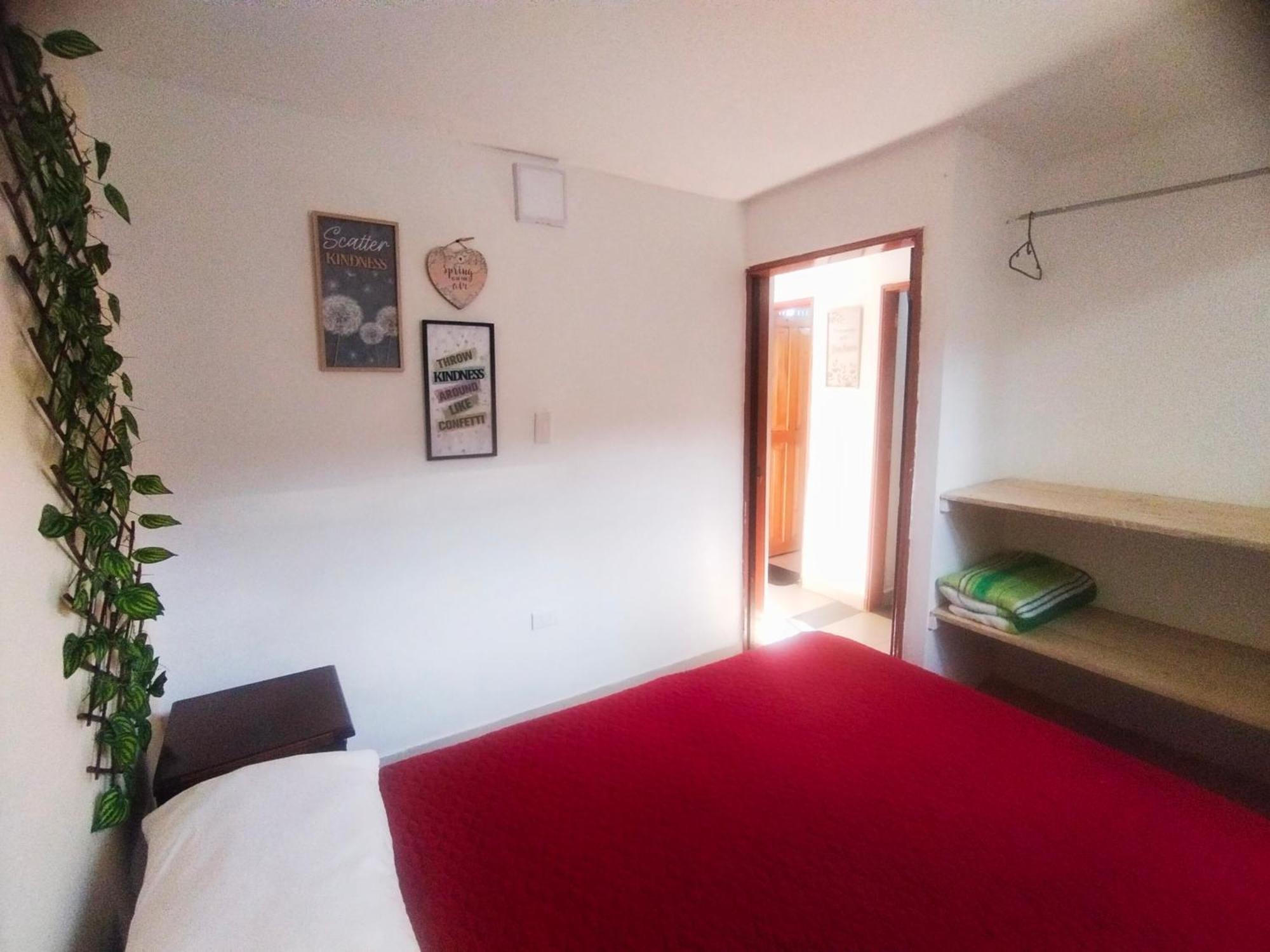 Apartamento Familiar Privado 101 Con Bano Cocina Tv Wifi Sala Саленто Экстерьер фото