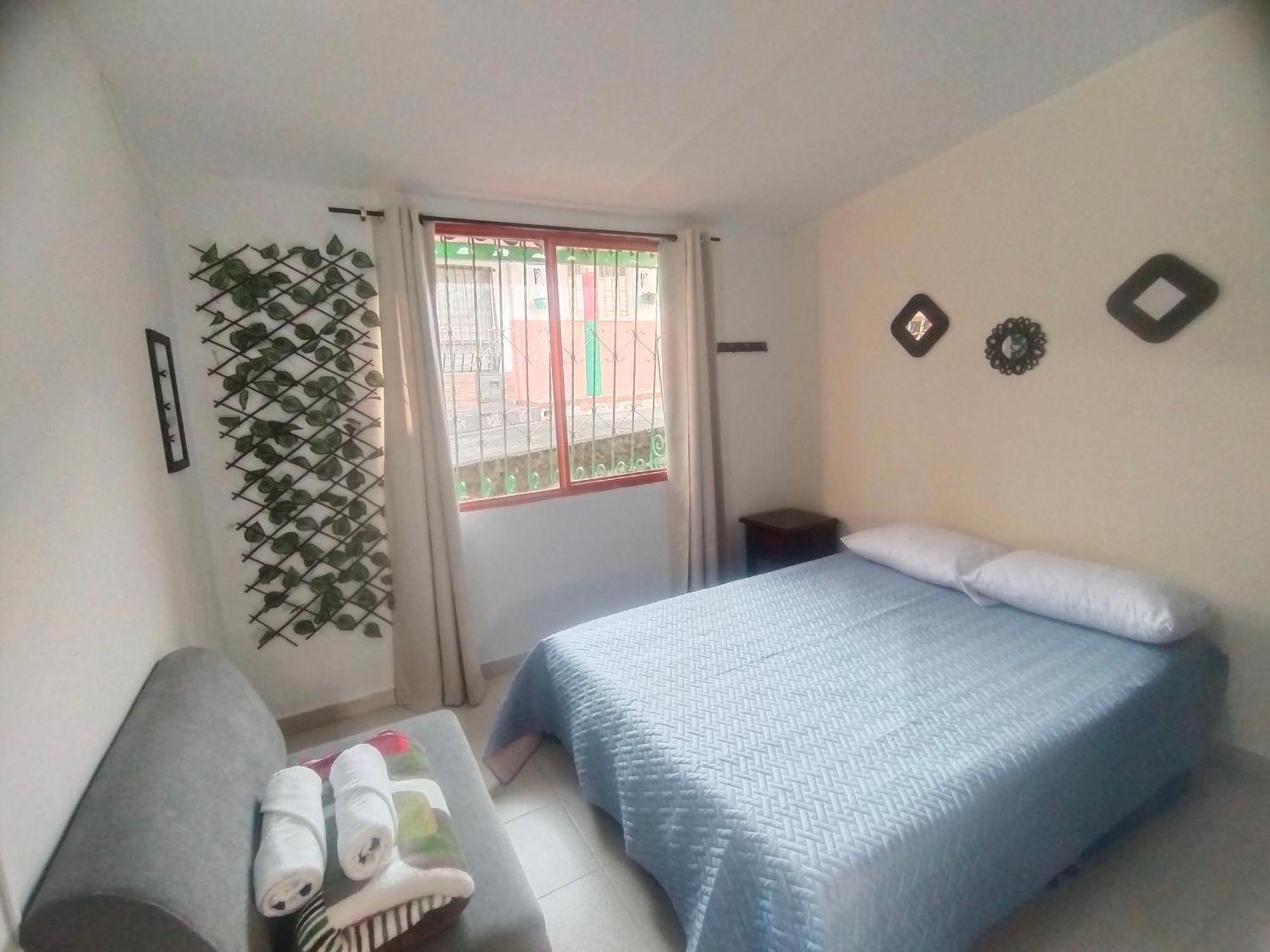 Apartamento Familiar Privado 101 Con Bano Cocina Tv Wifi Sala Саленто Экстерьер фото